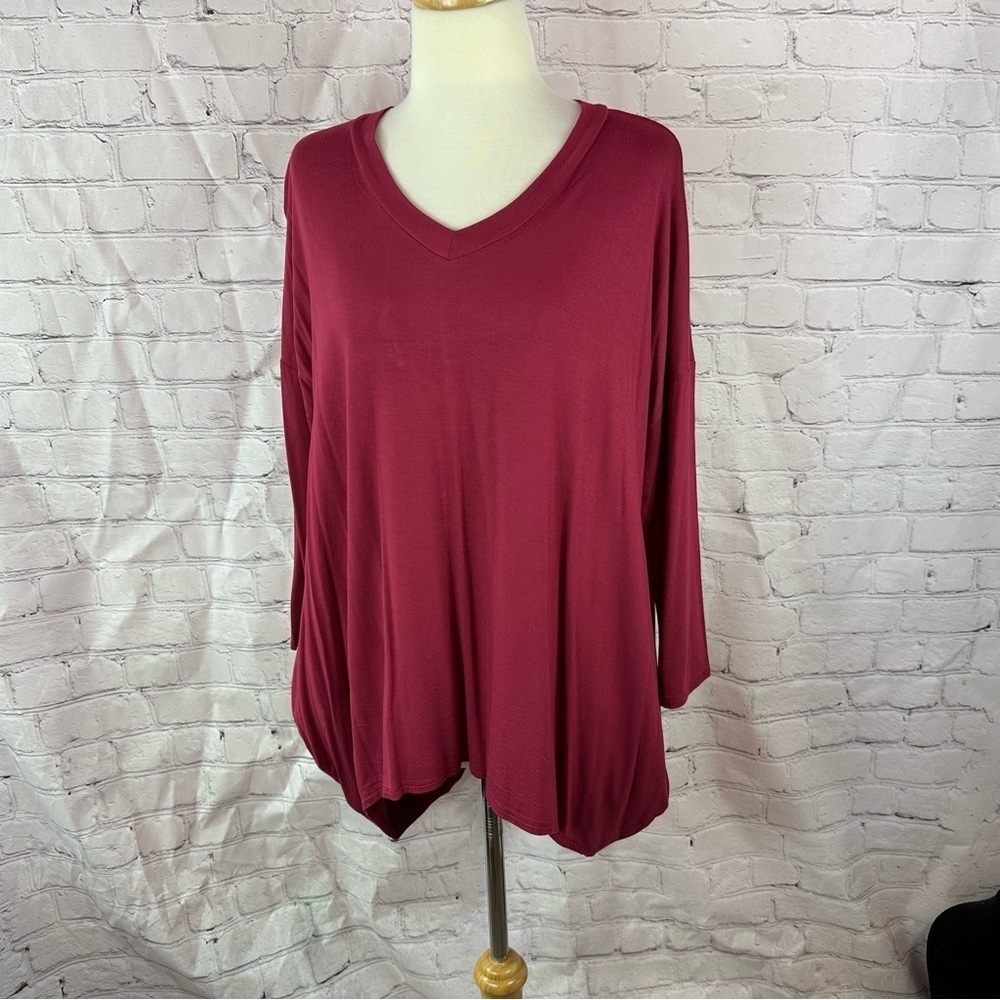 NWT annabelle boutique knit Womens V-Neck berry Burgundy Top high low tunic
